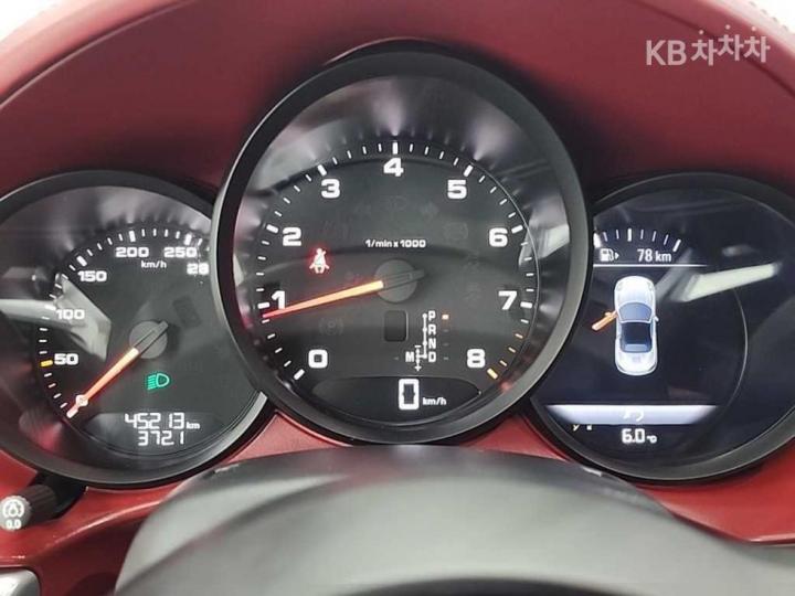 Porsche Boxster 2.0 7