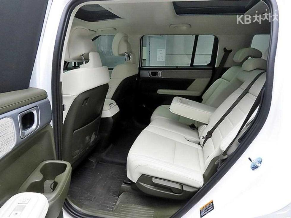 2025 Hyundai MX5 photo
