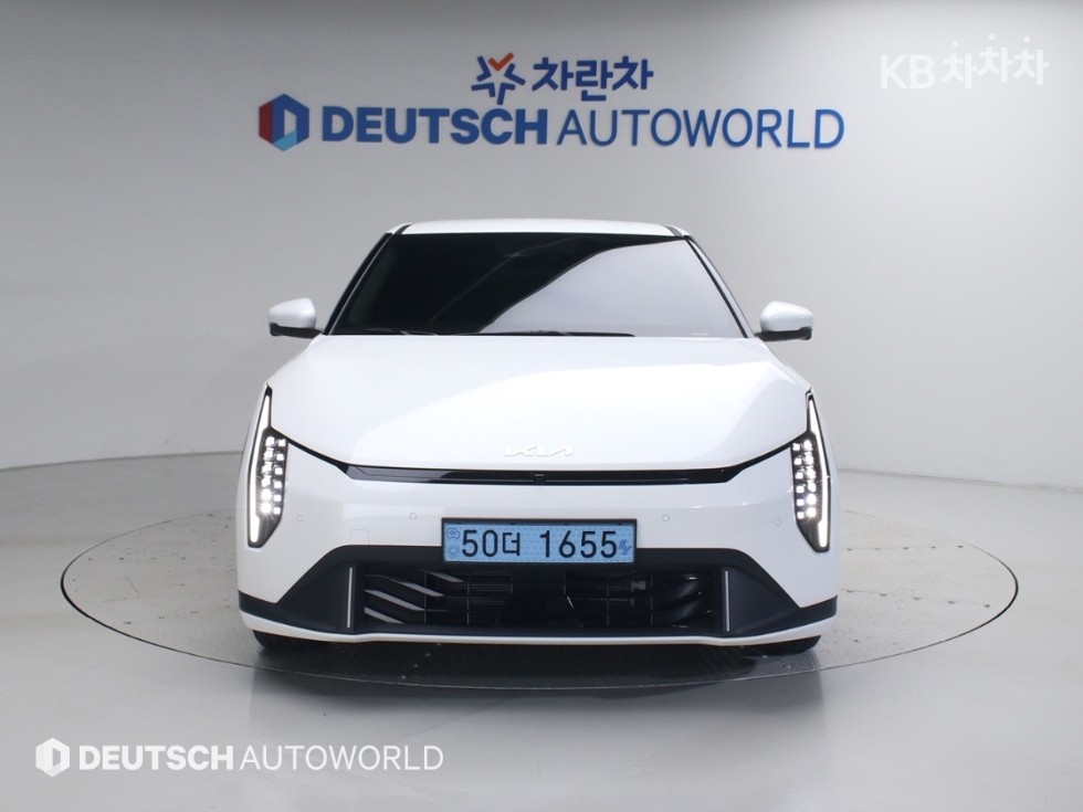 2026 - kia ev4