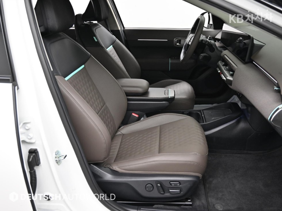 2026 - kia ev4