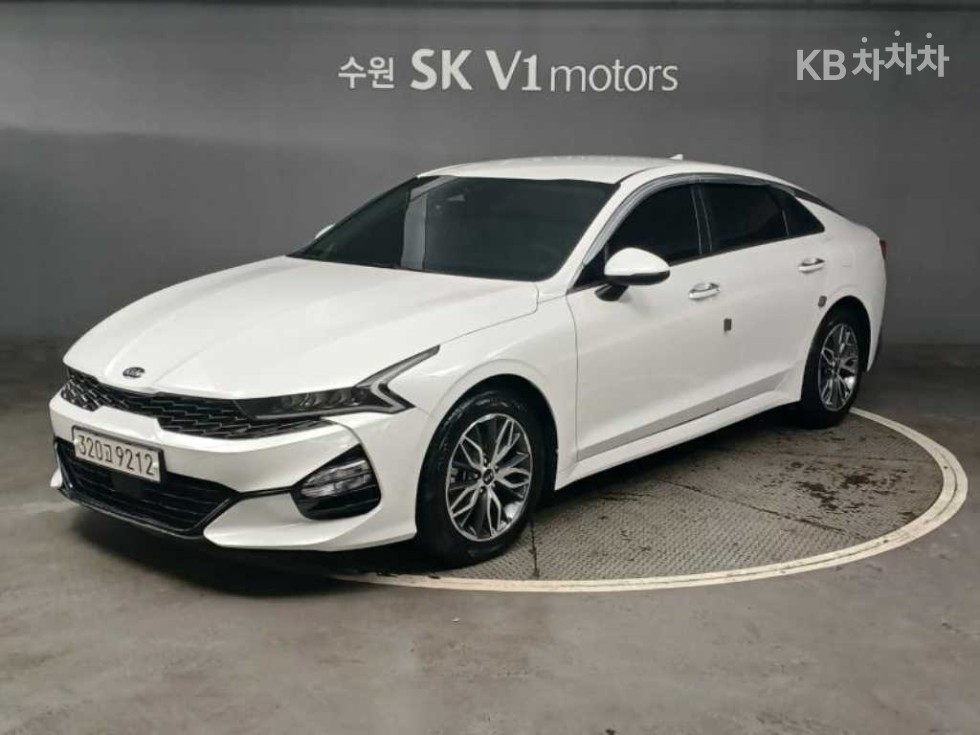 2021 - kia k5