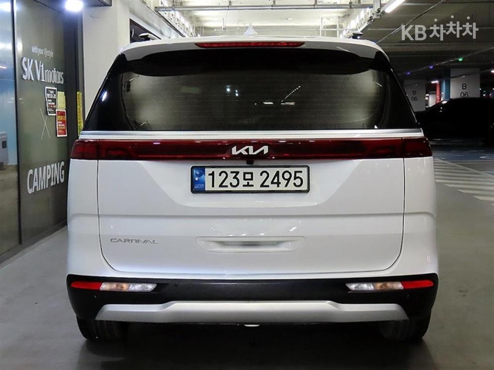 2022 - kia carnival