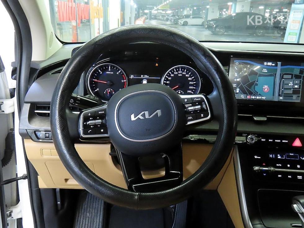 2022 - kia carnival