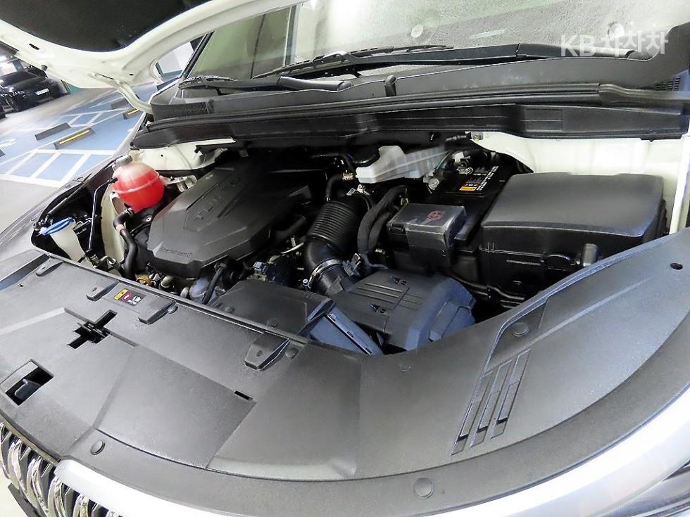2022 - kia carnival