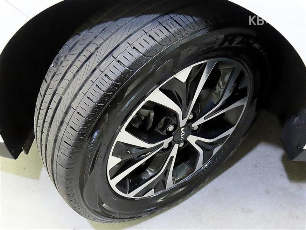 2022 - kia carnival