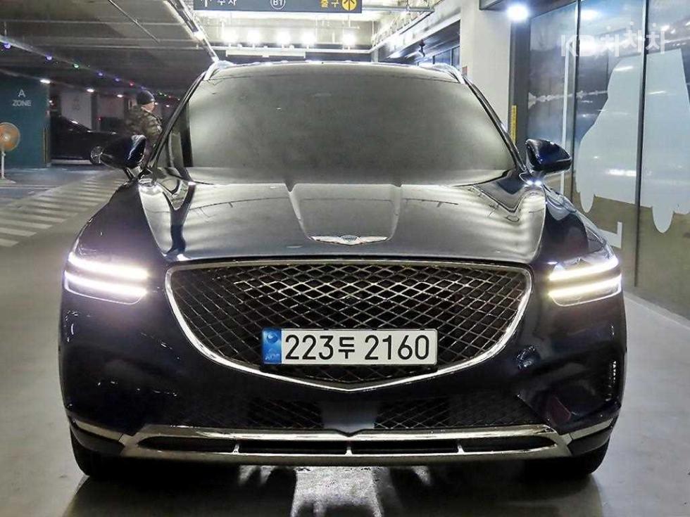 2022 Genesis GV70 photo