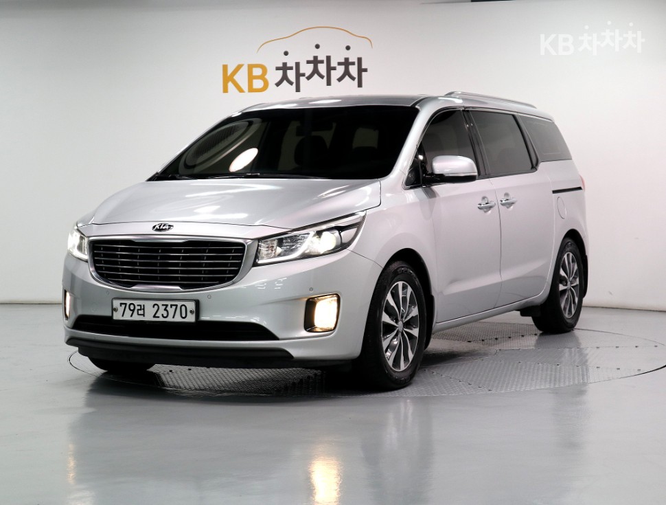 2017 kia carnival