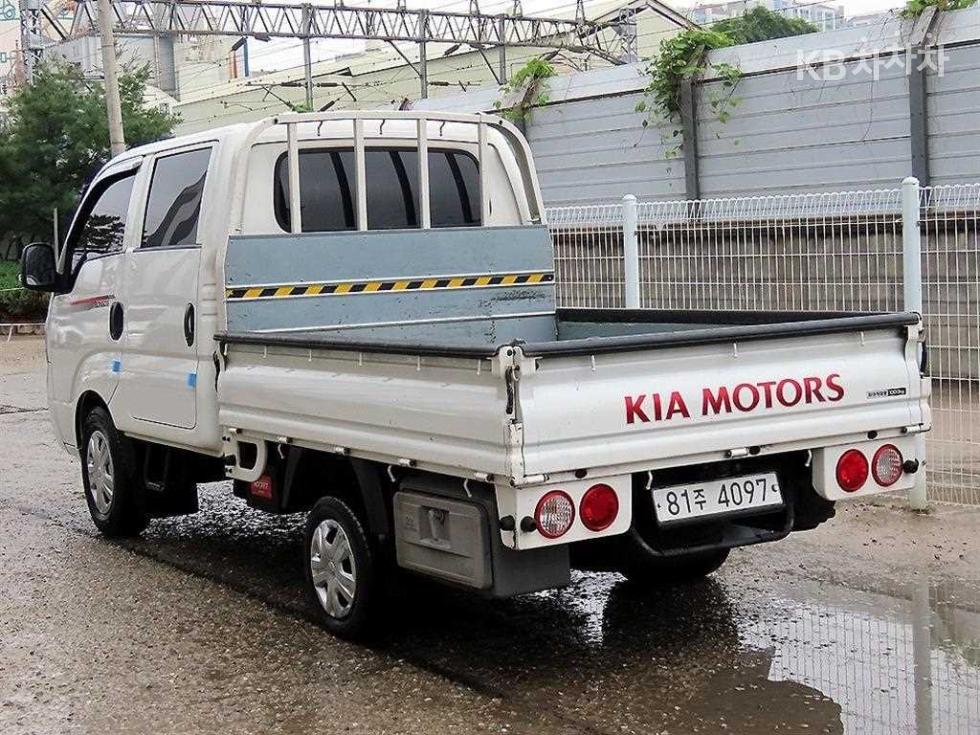 2020 - kia bongo iii