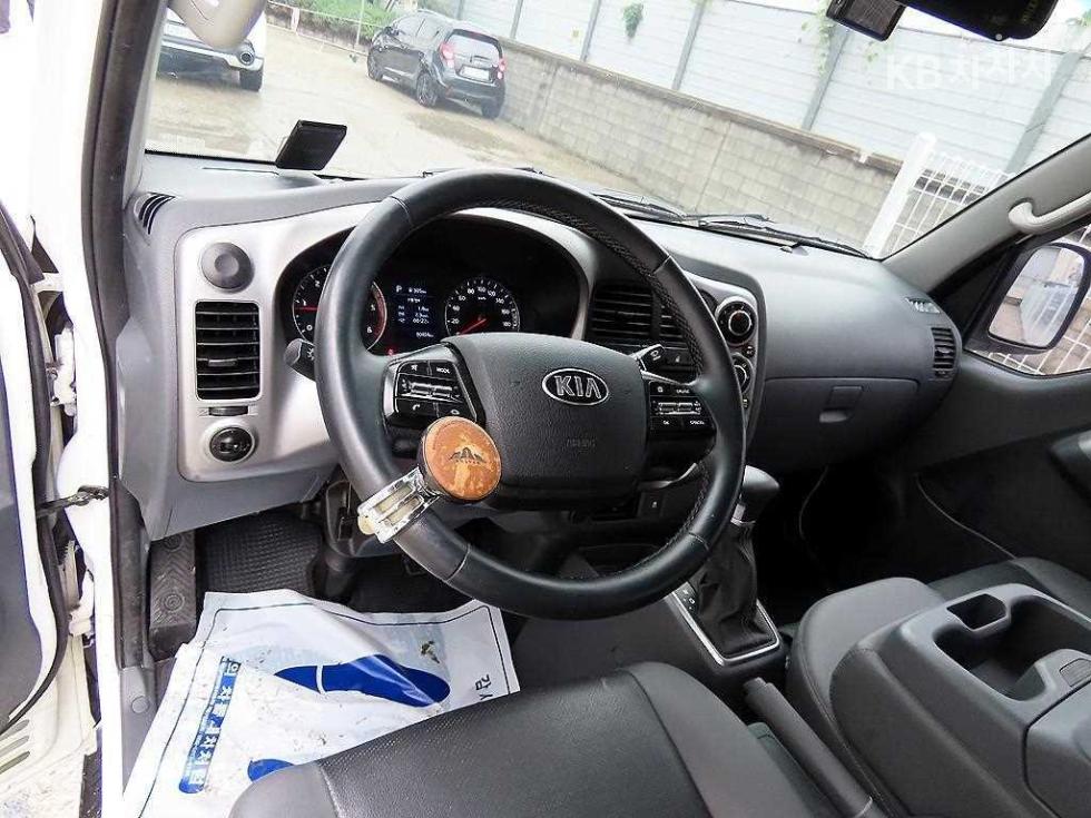 2020 - kia bongo iii
