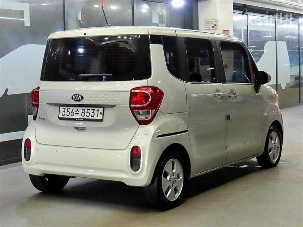 2019 - kia ray