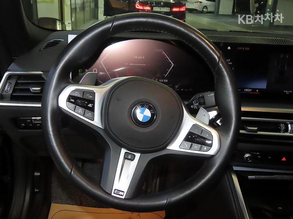 2024 BMW BMW 4 (G22) photo