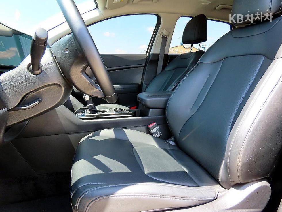 2024 - kia sportage