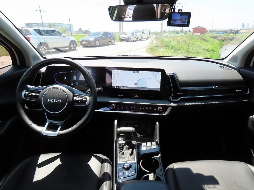 2024 - kia sportage