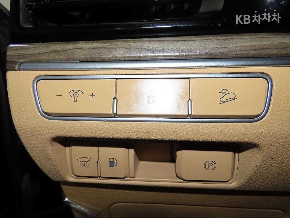 2021 - kia mohave