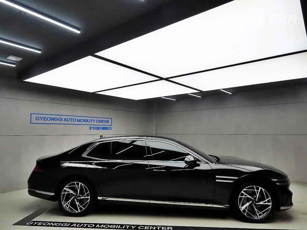 2022 Genesis G90(RS4) photo