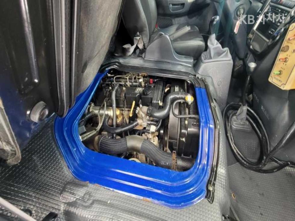 2010 - kia bongo iii