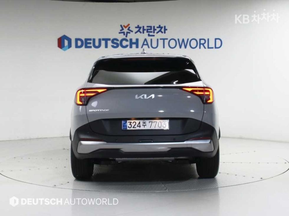 2025 - kia sportage