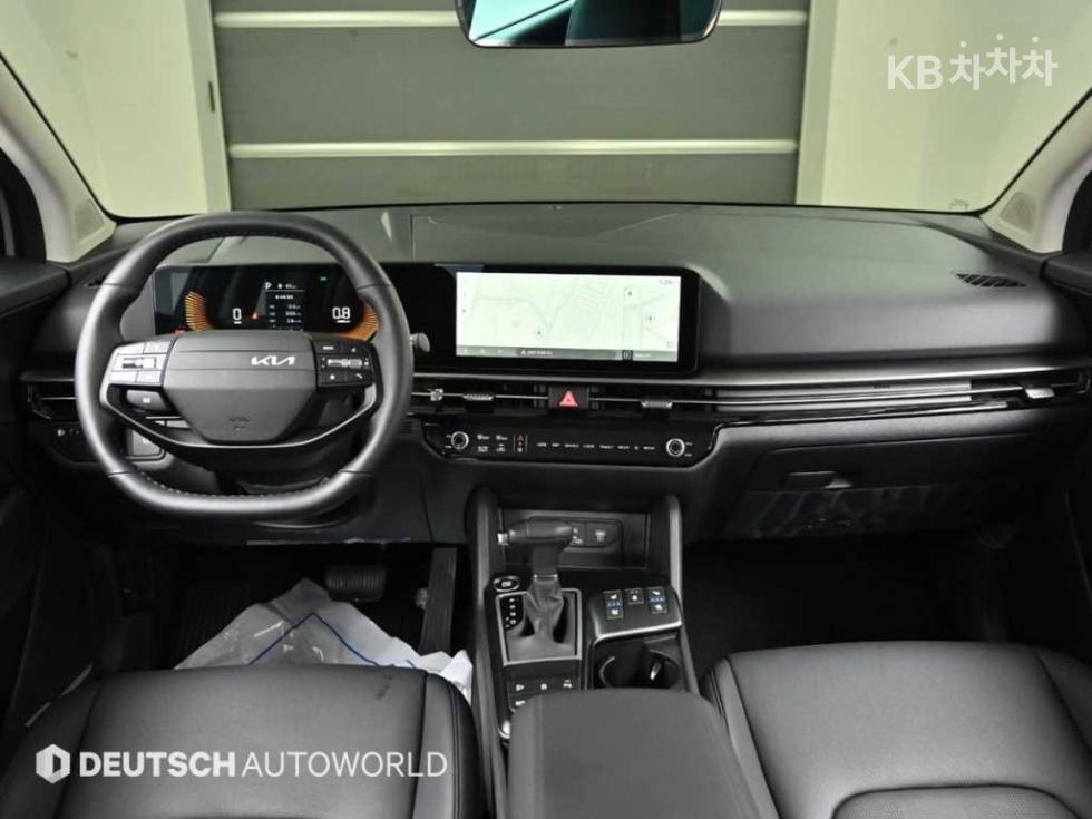 2025 - kia sportage