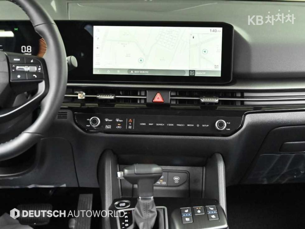 2025 - kia sportage