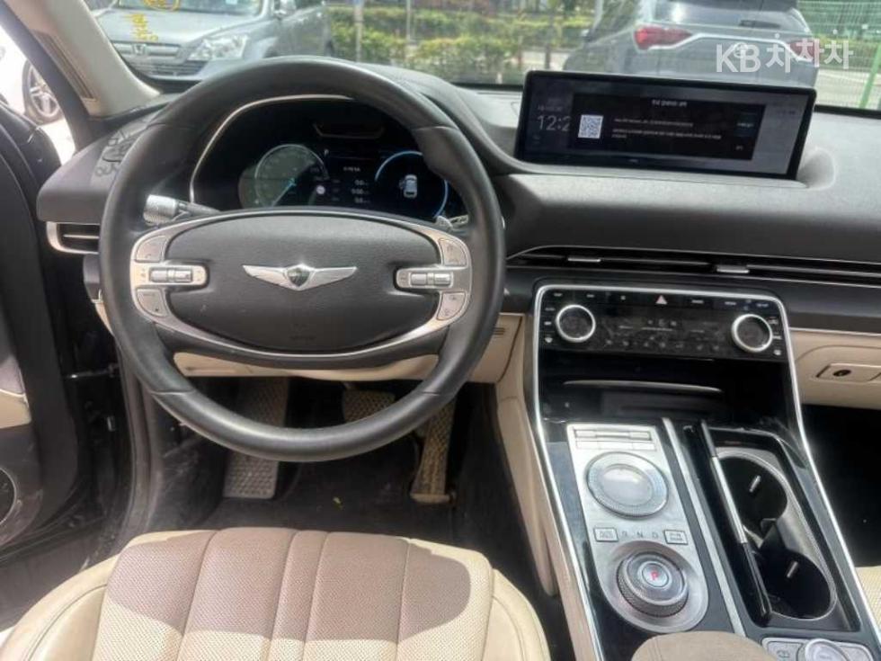 2022 Genesis GV80 photo