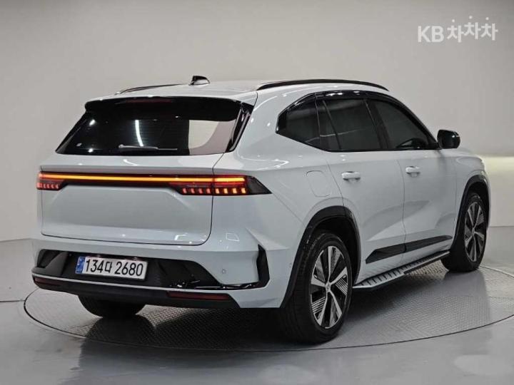 Renault Koleos E-Tech Hybrid Iconic 5