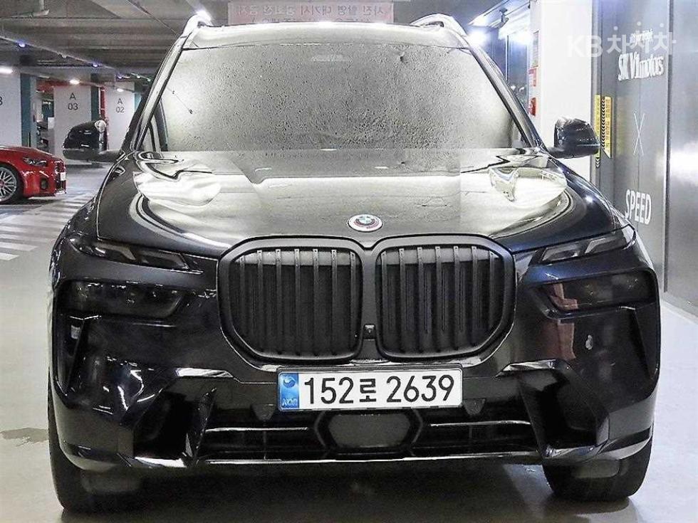BMW X7 — miniaturë 2