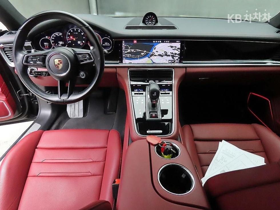 2021 Porsche (971) photo