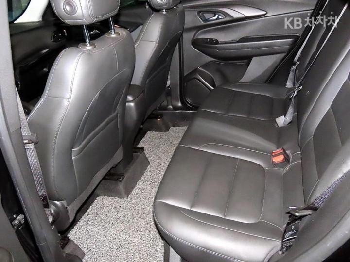 Chevrolet Trailblazer 1.35 Gasoline 2WD Premier 8