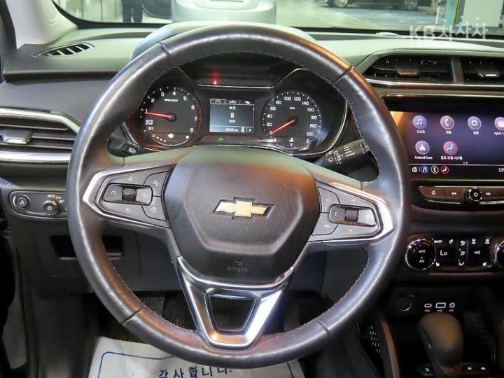 Chevrolet Trailblazer 1.35 Gasoline 2WD Premier 9
