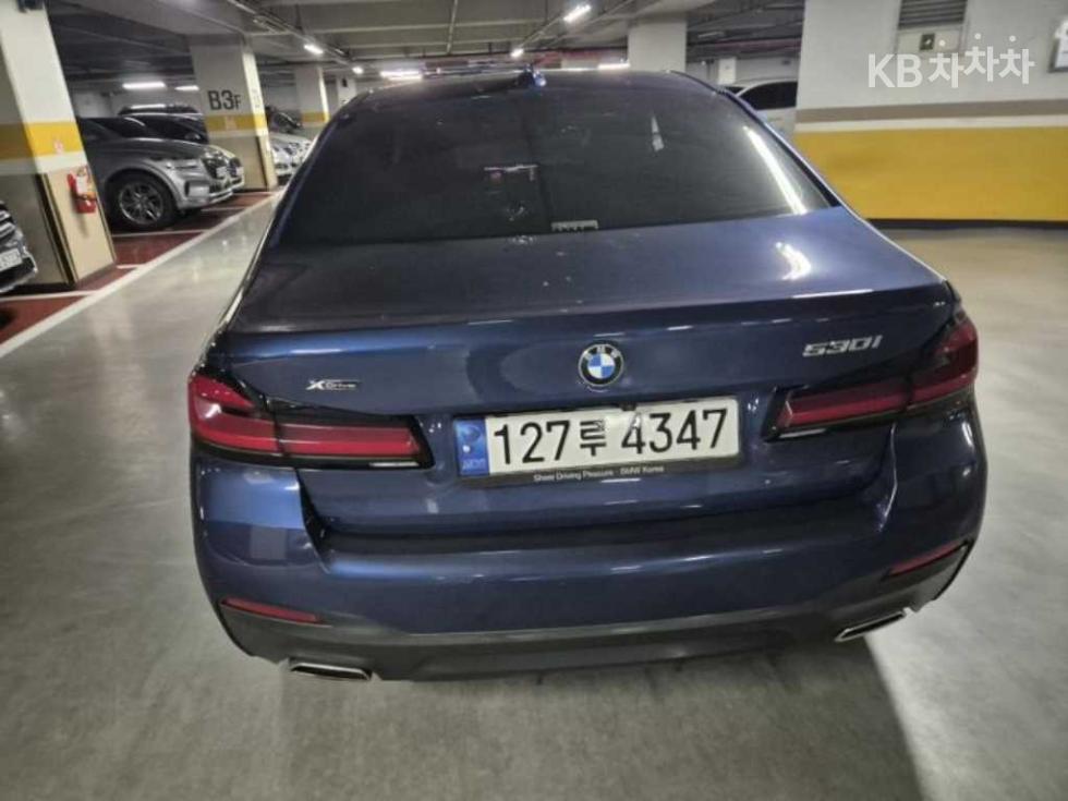2021 BMW BMW 5 (G30) photo
