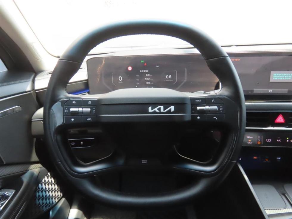 Kia K8 — miniaturë 11