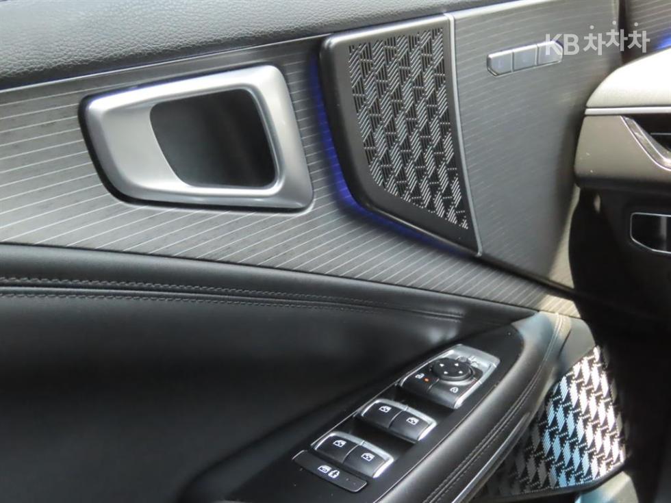 Kia K8 — miniaturë 14