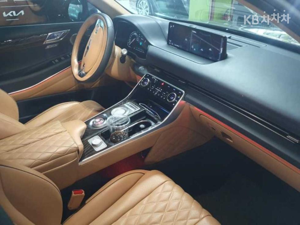 2021 Genesis GV80 photo