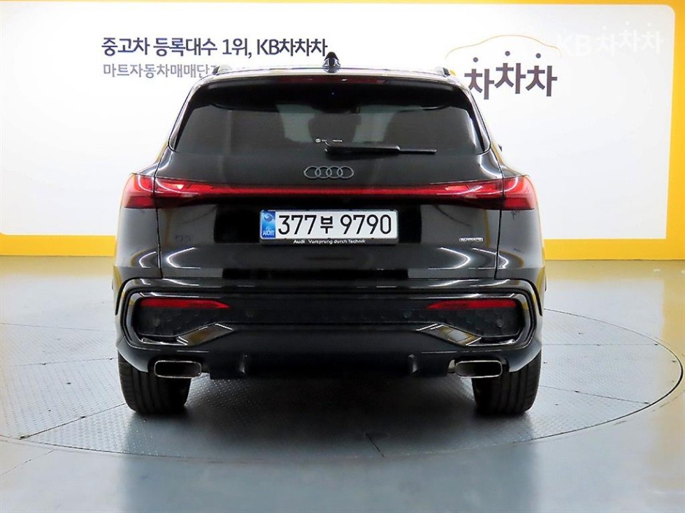 2025 Audi The New Q5(FY) photo