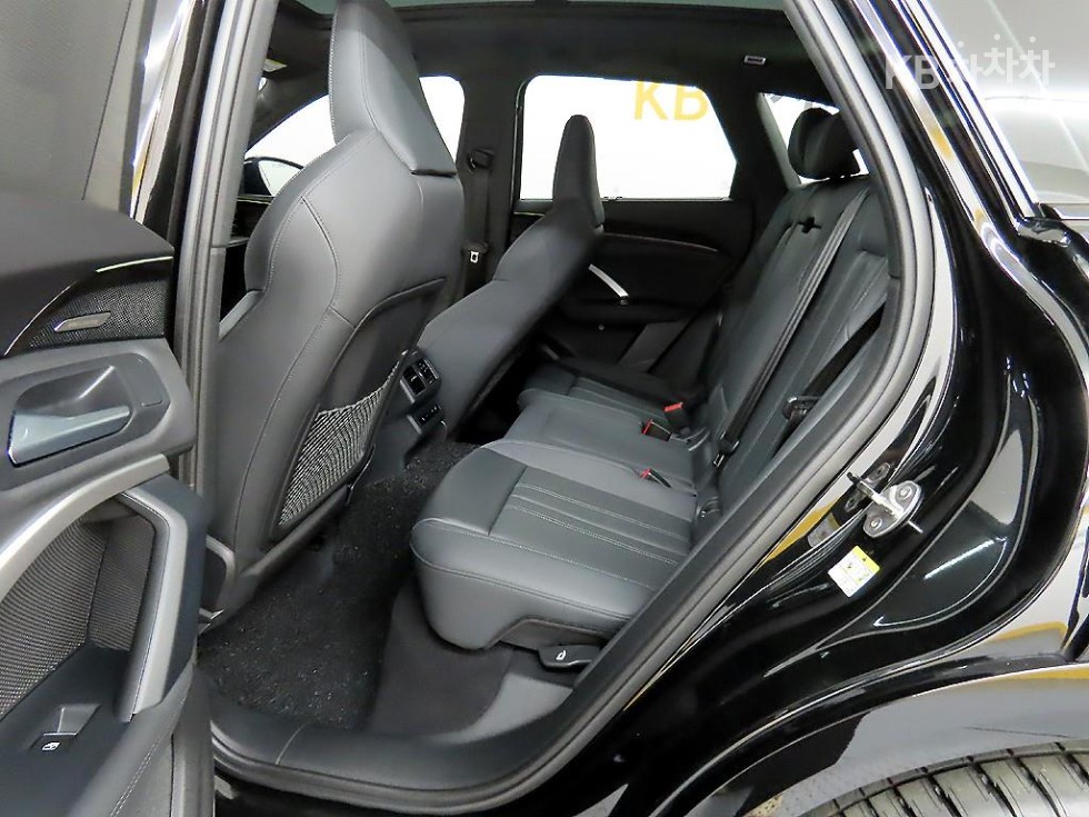2025 Audi The New Q5(FY) photo