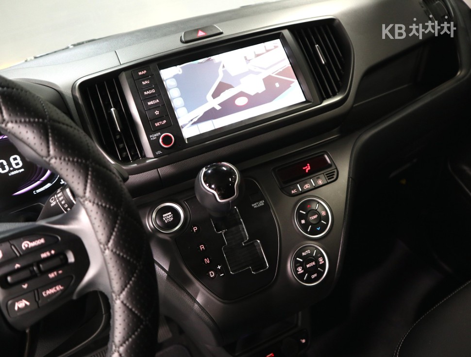 2023 - kia kia