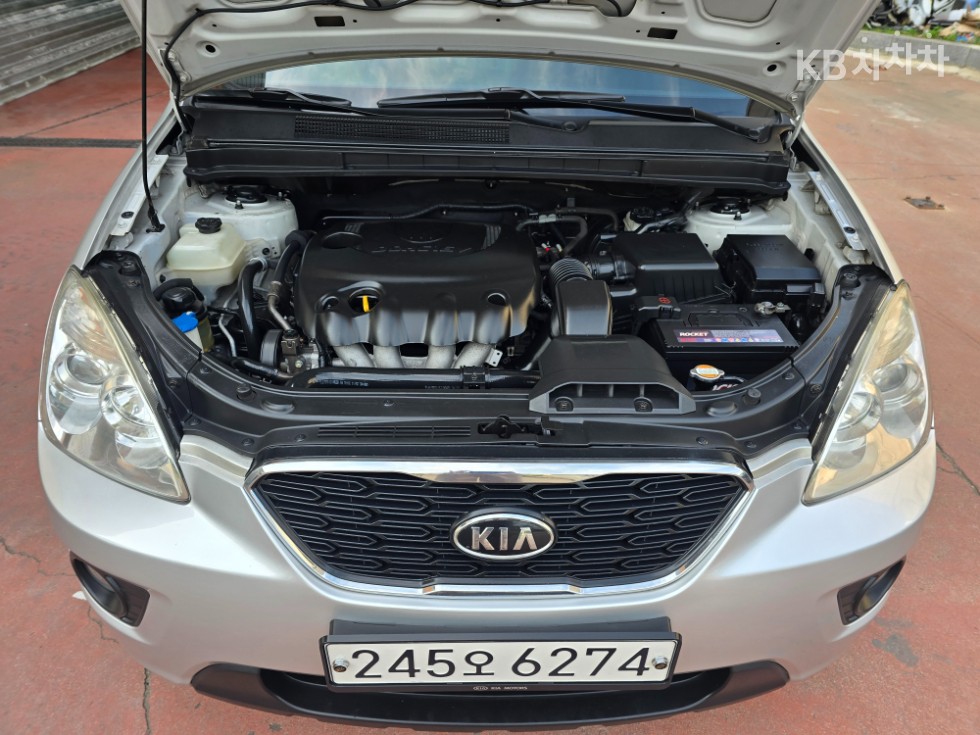 Kia Carens — miniaturë 6