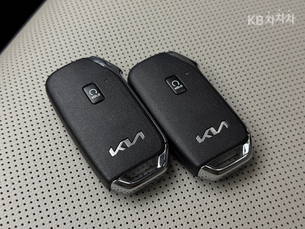 2023 - kia sportage