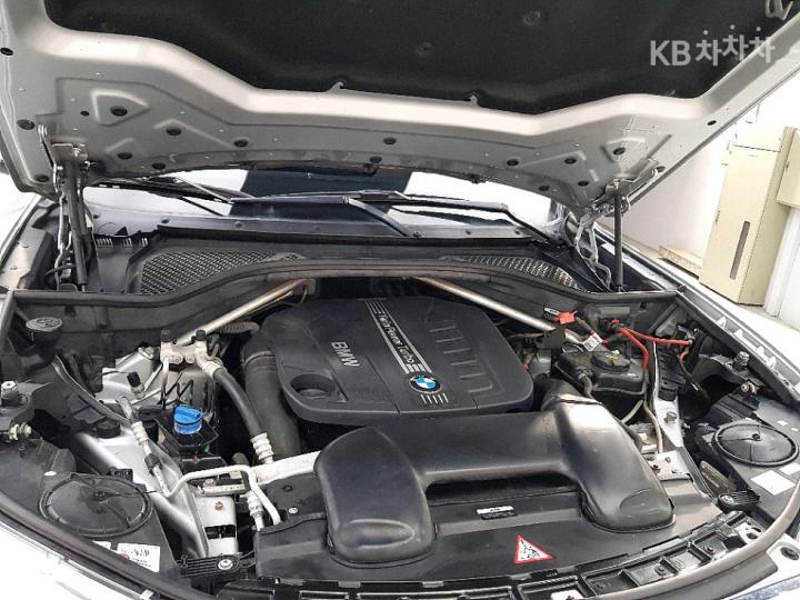 BMW X5 F15 xDrive 30d Base Type 7