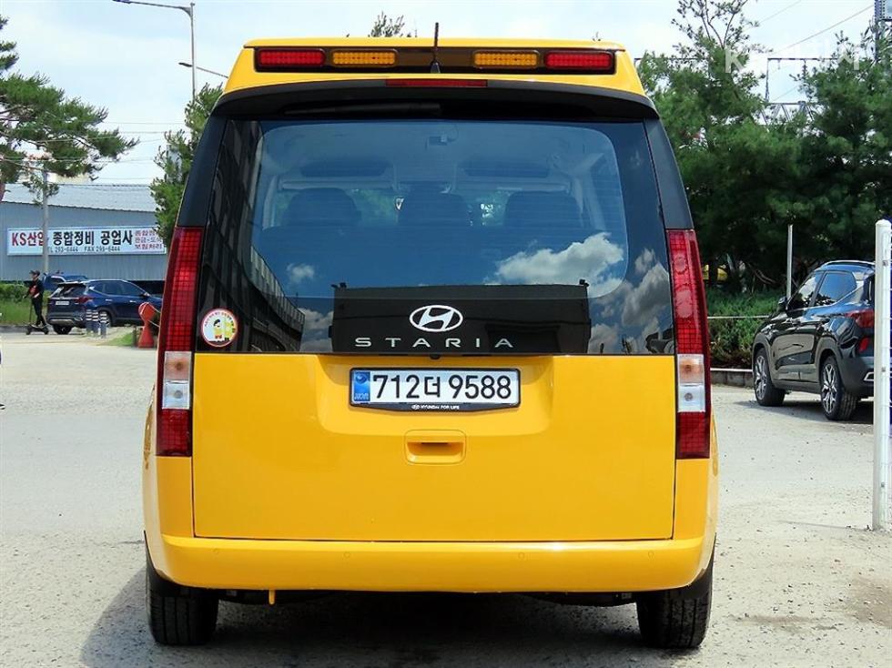 Hyundai Staria — miniaturë 4