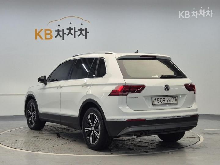 Volkswagen Tiguan 2.0 TDI Premium 3