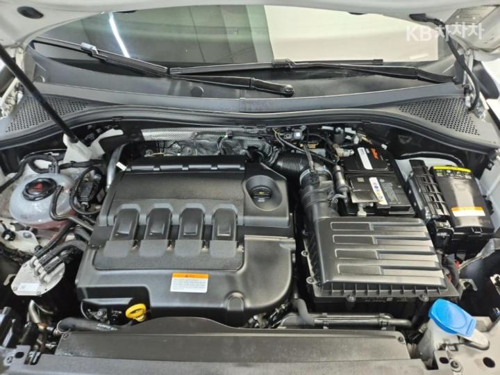 Volkswagen Tiguan 2.0 TDI Premium 6