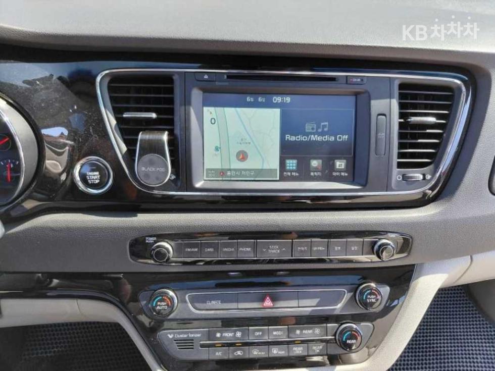 2016 - kia carnival