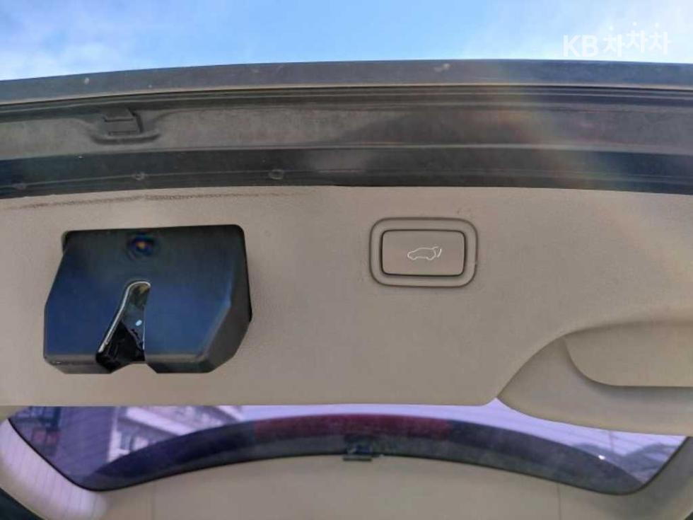 2016 - kia carnival