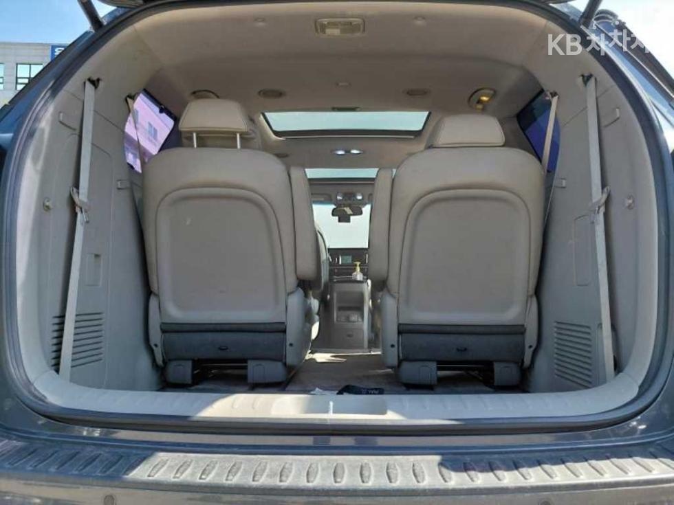 2016 - kia carnival