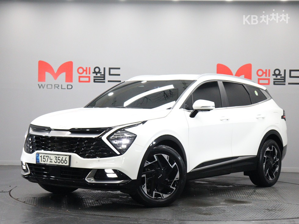 2022 - kia sportage
