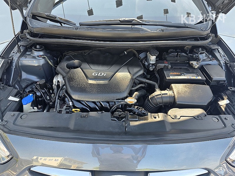 2011 - hyundai accent