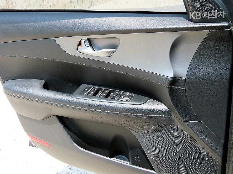 2019 - kia k3