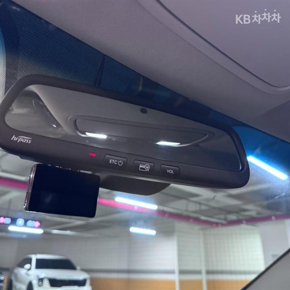 2019 - kia k7