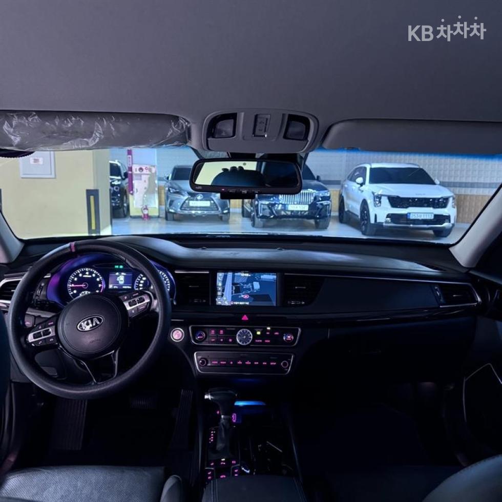 2019 - kia k7